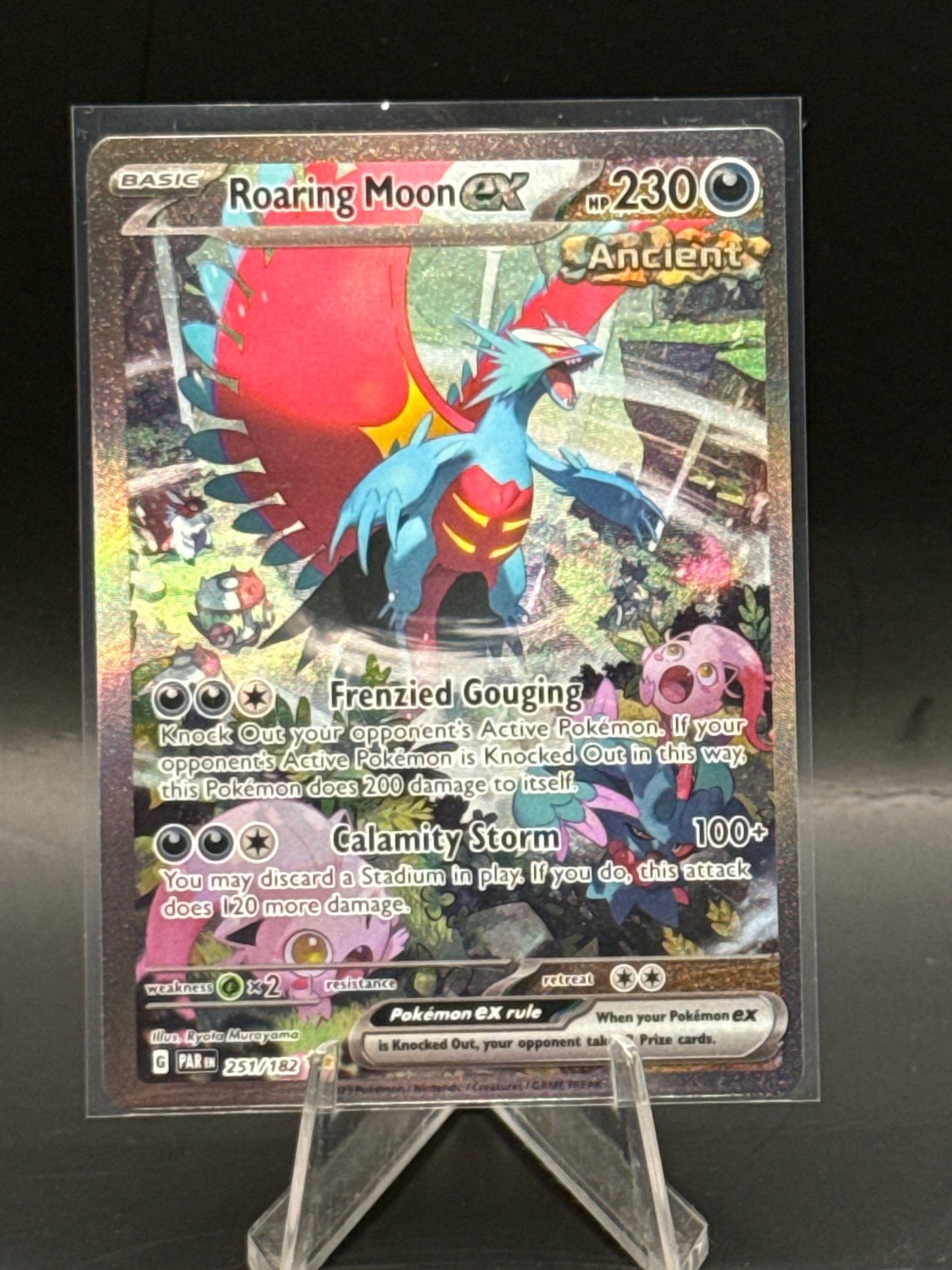 Roaring Moon ex 251/182 N/M